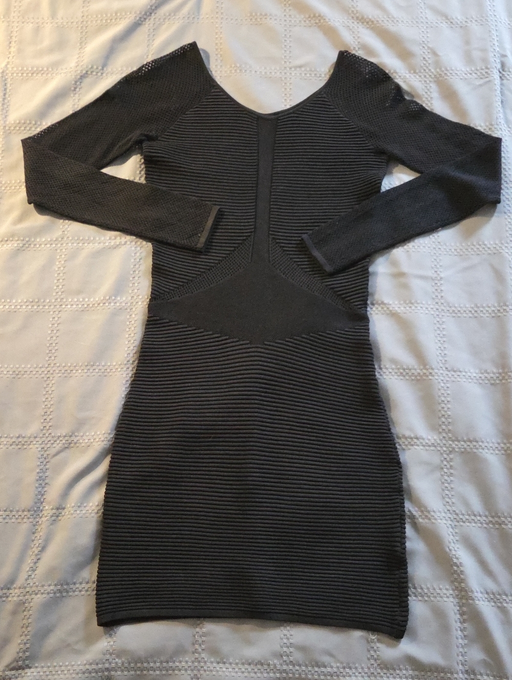 Olivaceous Black Fish-Net Long-Sleeve Ribbed Bodycon Mini Dress, sz M